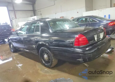 2011 Ford Crown Victoria Police Interceptor z USA, uszkodzony, nr VIN 2FABP7BV6BX102001